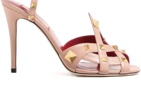 VALENTINO GARAVANI Shoes - NEW VALENTINO GARAVANI women's studdy kidskin sandals in bnw light ph